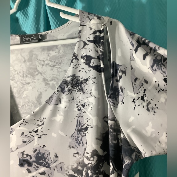 Sympli tunic length, three quarters sleeve top. - Picture 4 of 6